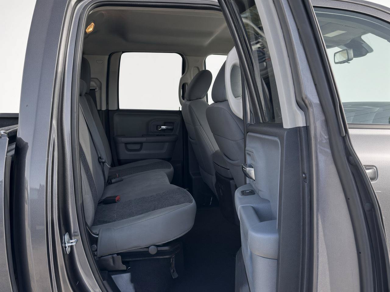 Used 2019 RAM 1500 Warlock w/ Electronics Group AWD/4WD image 15