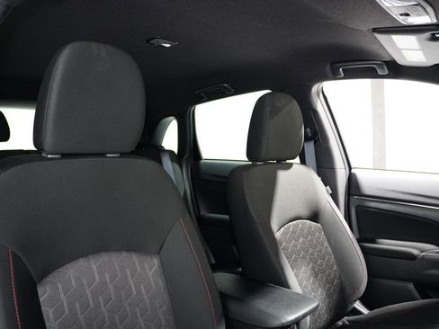 Used 2025 Mitsubishi Outlander Sport AWD image 14