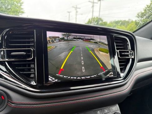 Used 2024 Dodge Durango GT RWD image 18