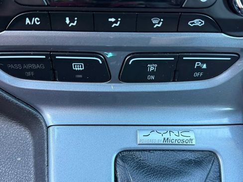 Used 2013 Ford Focus Titanium w/ Titanium Handling Pkg FWD image 20