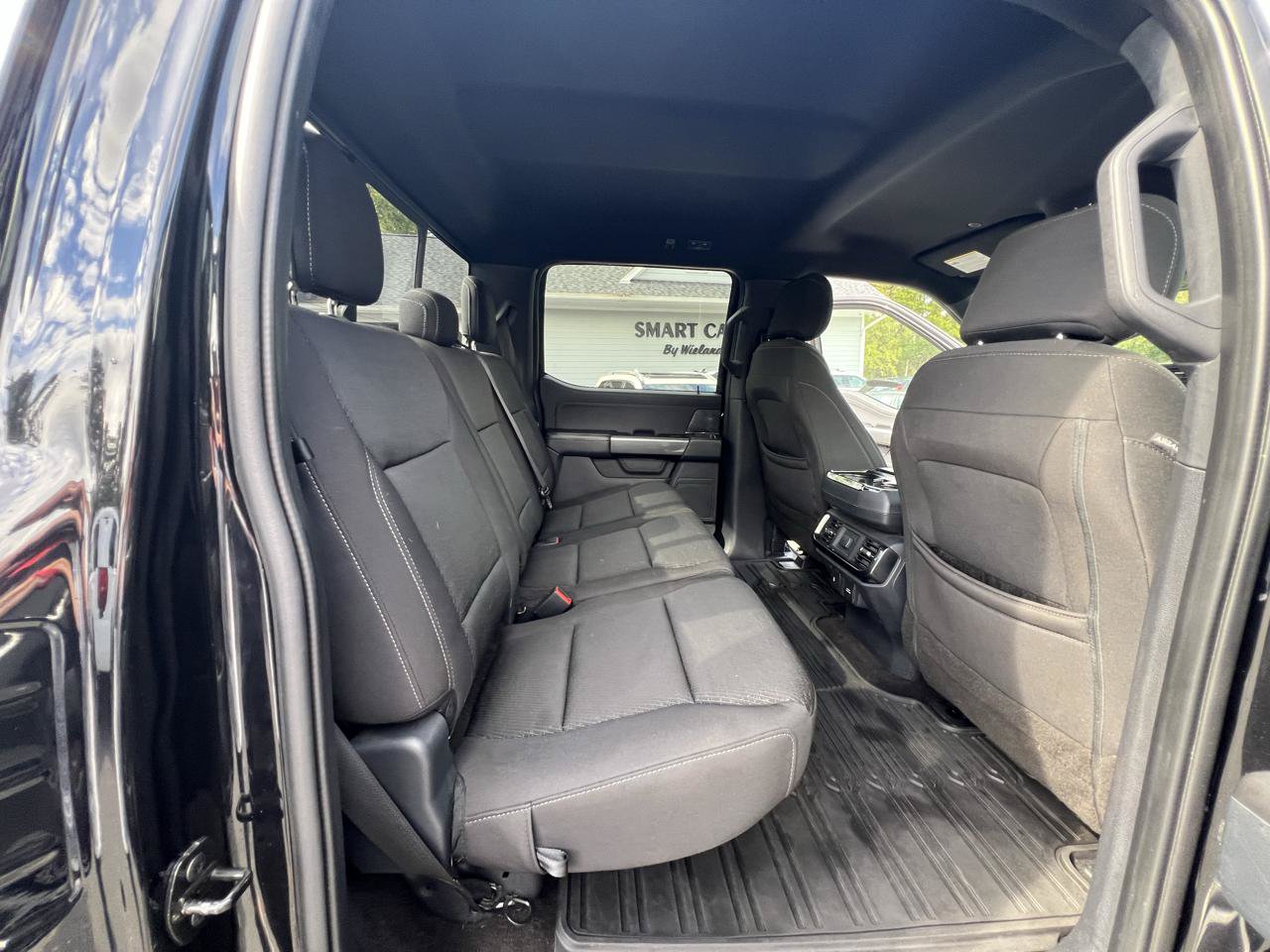 Used 2020 Ford F150 Platinum w/ Equipment Group 701A Luxury AWD/4WD image 13