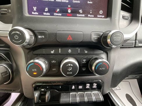 Used 2020 RAM 1500 Big Horn AWD/4WD image 29