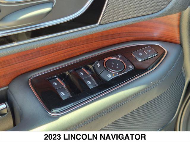 Certified 2023 Lincoln Navigator 2WD image 11
