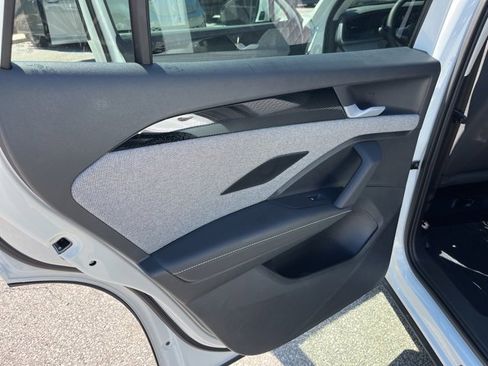 New 2025 Volkswagen Tiguan S image 11