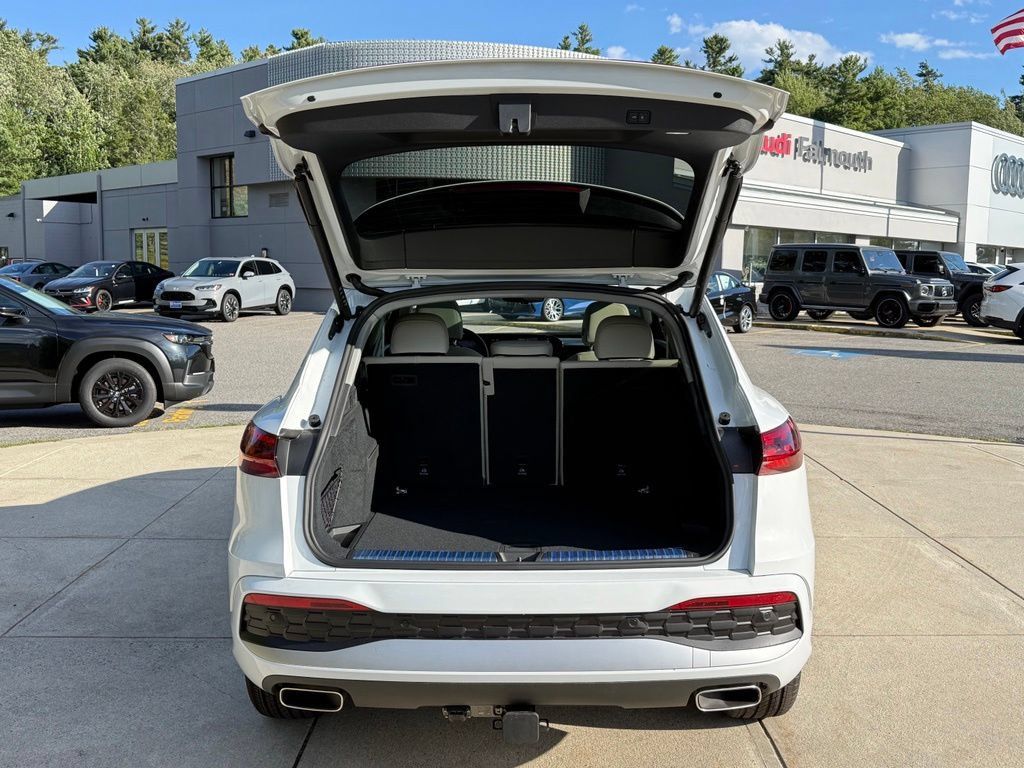 New 2026 Audi Q5 Premium AWD/4WD image 16