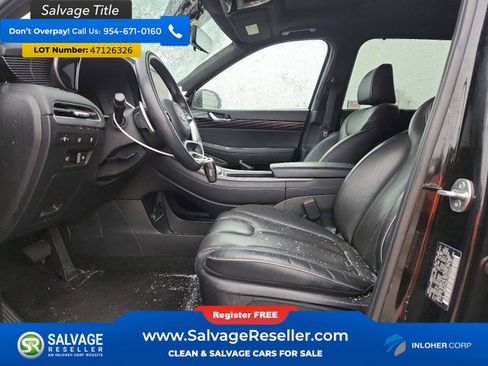 Used 2024 Hyundai Palisade Calligraphy image 9
