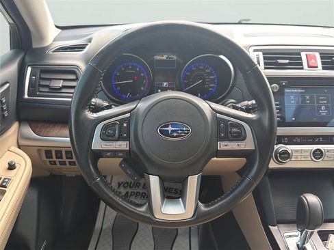 Used 2016 Subaru Outback 2.5i Limited AWD/4WD image 24
