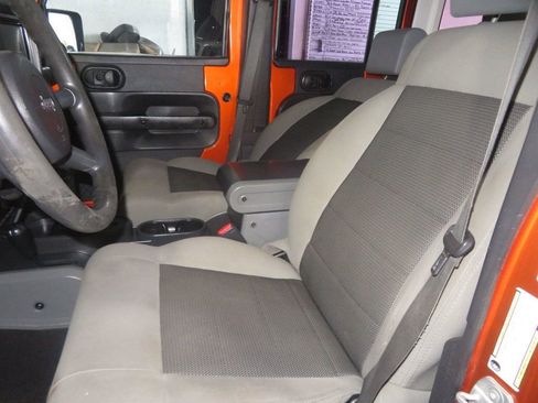 Used 2010 Jeep Wrangler Unlimited Sport w/ Black Appearance Group image 21