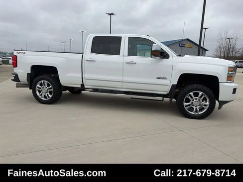 Used 2016 Chevrolet Silverado 2500 High Country w/ Duramax Plus Package image 25