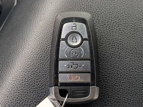 Used 2022 Ford F150 XLT w/ Equipment Group 302A High RWD image 29