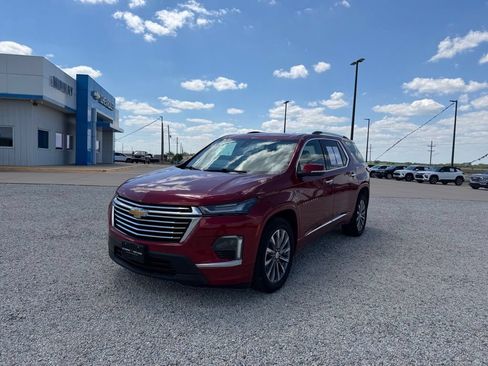 Used 2023 Chevrolet Traverse Premier w/ LPO, Floor Liner Package AWD/4WD image 7