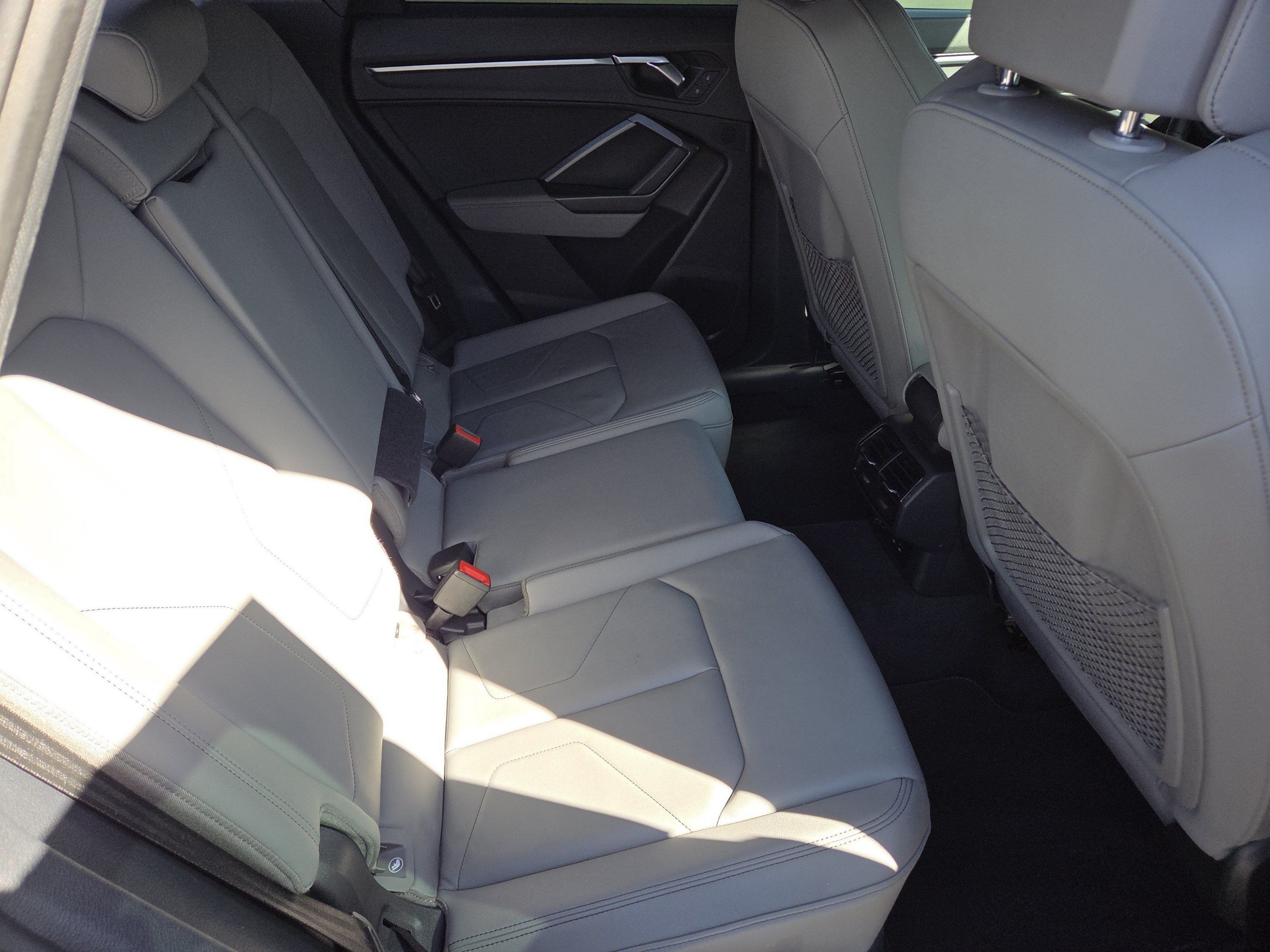 Used 2022 Audi Q3 2.0T Premium w/ Black Optic Sport Package AWD/4WD image 29