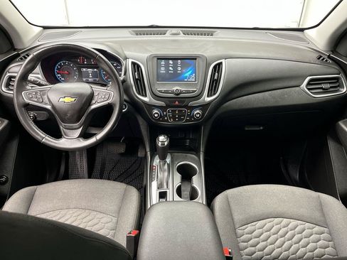 Used 2018 Chevrolet Equinox LT FWD image 4