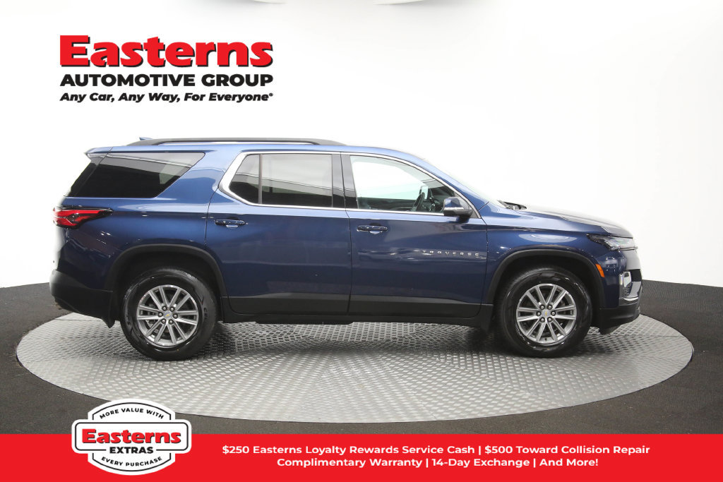 Used 2023 Chevrolet Traverse LT AWD/4WD image 46