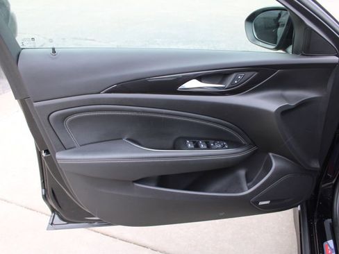 Used 2018 Buick Regal GS w/ Driver Confidence Package #2 image 18