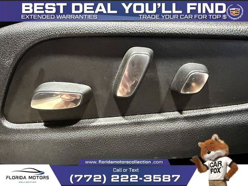 Used 2017 Cadillac XT5 Luxury w/ Driver Awareness Package FWD image 33