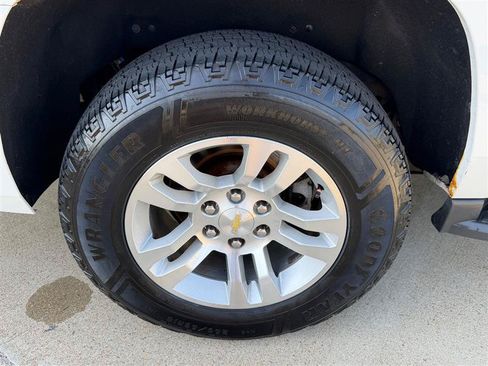 Used 2016 Chevrolet Suburban LT AWD/4WD image 24