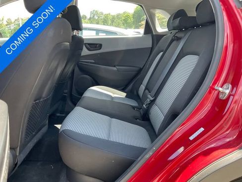 Used 2021 Hyundai Kona SE AWD/4WD image 4