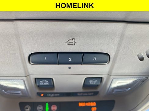 Used 2019 Buick Enclave Avenir w/ Avenir Technology Package FWD image 23