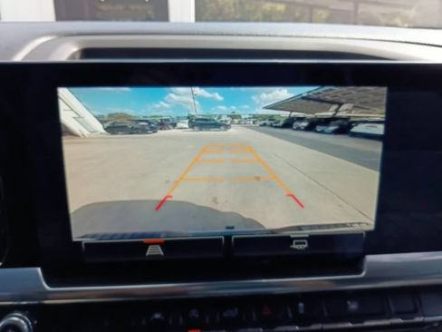 Used 2024 GMC Sierra 1500 Elevation RWD image 9