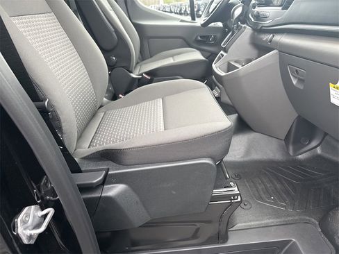 New 2026 Ford Transit 250 148 Medium Roof image 13