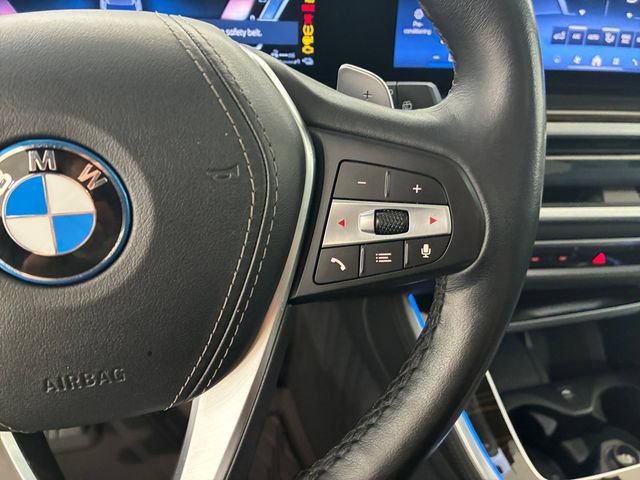 Used 2025 BMW X5 xDrive50e AWD/4WD image 24