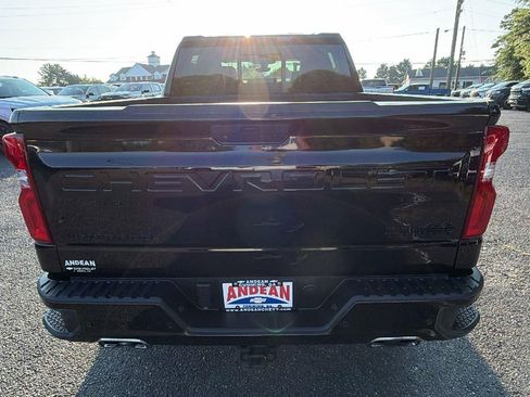 Used 2021 Chevrolet Silverado 1500 High Country w/ Technology Package AWD/4WD image 8