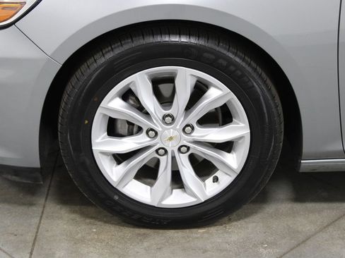 Used 2024 Chevrolet Malibu LT image 17