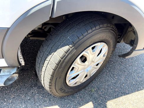 Used 2015 Ford Transit 250 130 Low Roof w/ Exterior Upgrade Package image 31