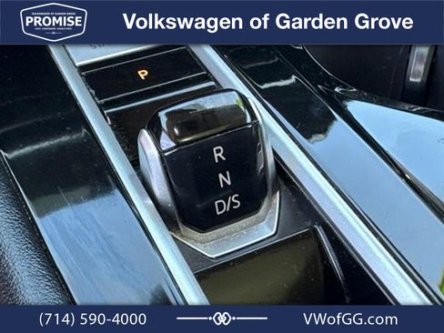 Used 2024 Volkswagen Atlas SE FWD image 25