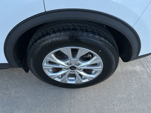 Used 2023 Ford Escape Active image 33