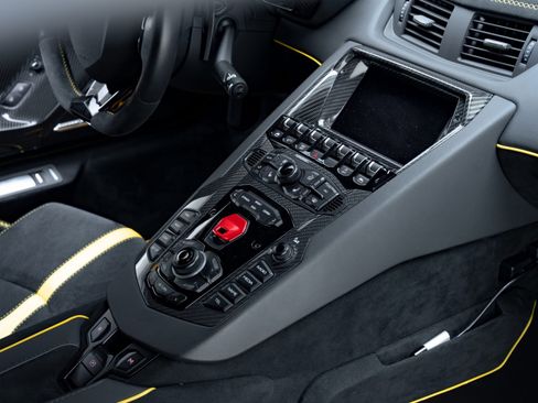 Used 2021 Lamborghini Aventador SVJ AWD/4WD image 56