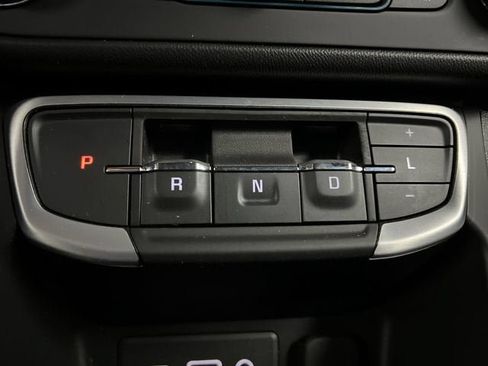 Certified 2024 GMC Terrain SLE w/ Driver Convenience Package AWD/4WD image 15