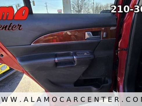 Used 2013 Lincoln MKX FWD image 34