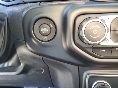 Used 2022 Jeep Wrangler Sport S image 19