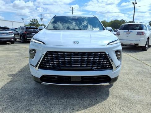 New 2026 Buick Enclave Avenir w/ Super Cruise Package image 2