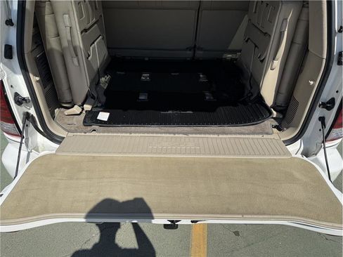 Used 2006 Lexus LX 470 4WD image 16