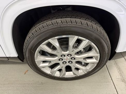 New 2026 GMC Acadia Denali w/ Super Cruise Package image 4