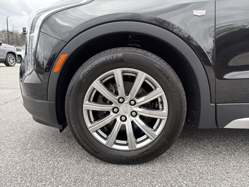 Used 2019 Cadillac XT4 Premium Luxury w/ Cold Weather Package image 13