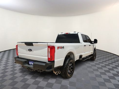 Used 2023 Ford F250 XL w/ XL Driver Assist Package AWD/4WD image 4