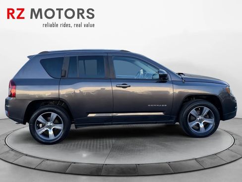 Used 2017 Jeep Compass High Altitude image 6