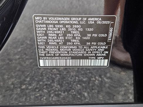 Certified 2024 Volkswagen Atlas SEL Premium R-Line AWD/4WD image 18