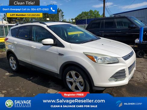 Used 2015 Ford Escape SE w/ Equipment Group 201A AWD/4WD image 5