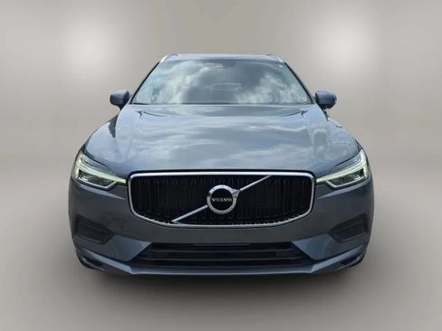 Used 2018 Volvo XC60 T5 Momentum w/ Vision Package AWD/4WD image 4