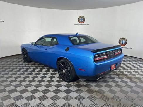 Used 2016 Dodge Challenger R/T Scat Pack RWD image 18