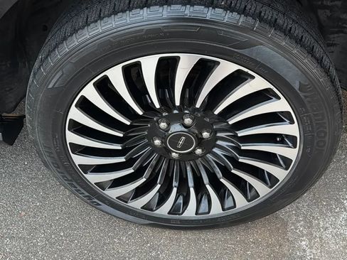 Used 2019 Lincoln Navigator L Black Label w/ Cargo Package image 44