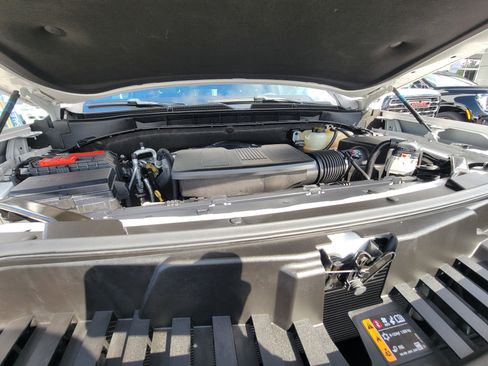 Used 2021 Cadillac Escalade Sport w/ Driver Assist Tech Package image 28