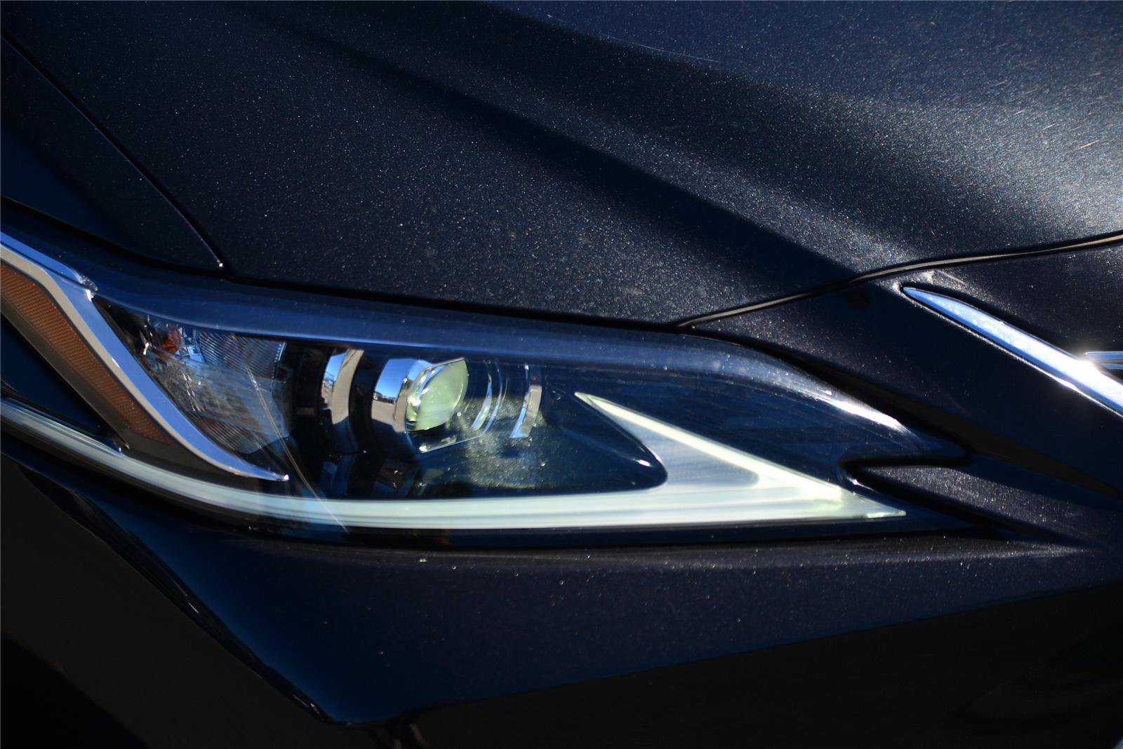 Used 2022 Lexus ES 300h w/ Premium Package FWD image 10