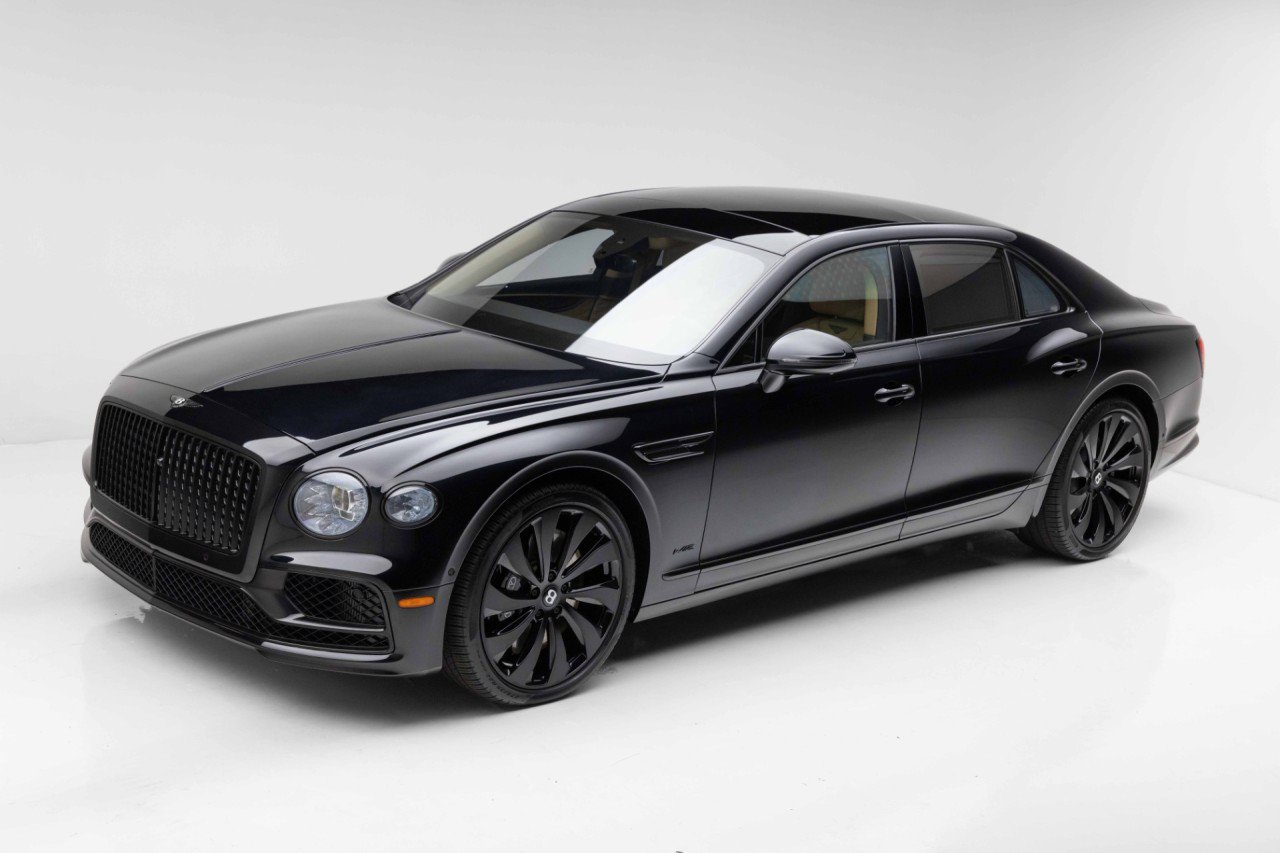 Used 2022 Bentley Flying Spur W12 AWD/4WD image 1