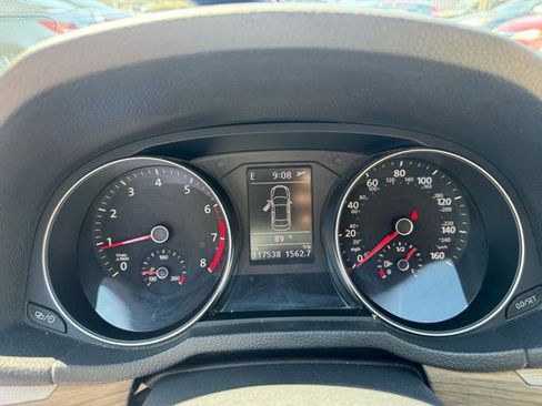 Used 2017 Volkswagen Passat 1.8T SE image 15